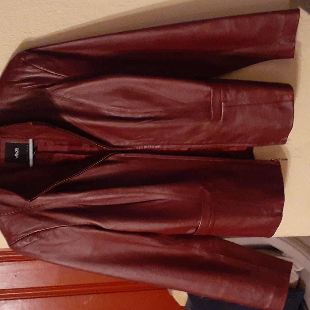 Marron leather jacket